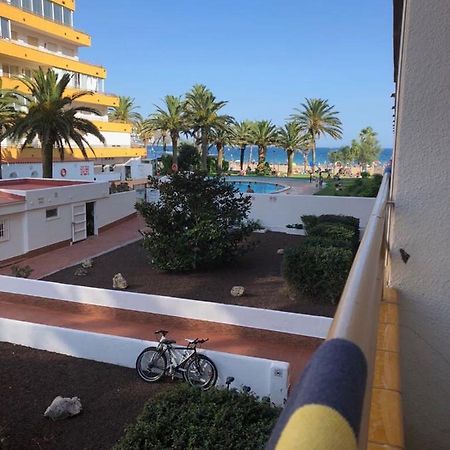 Holiday Con Vistas A Playa Y Con Piscina Ρόζες Εξωτερικό φωτογραφία